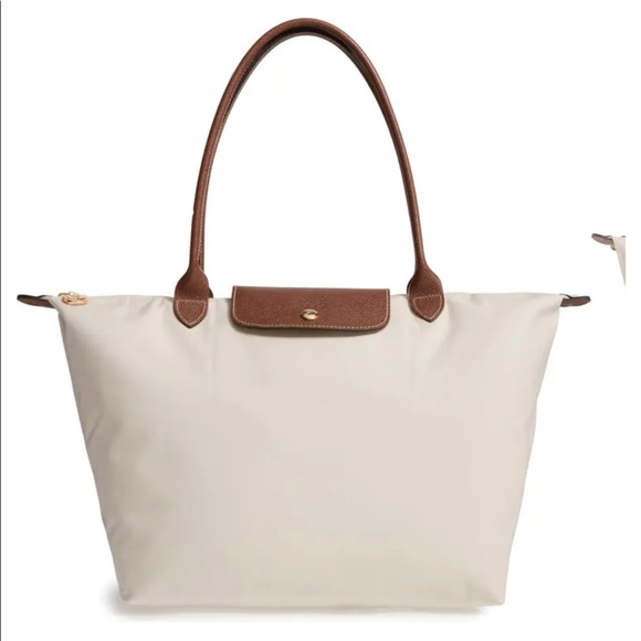 Longchamp Handbags - Longchamp Large Le Pliage Tote